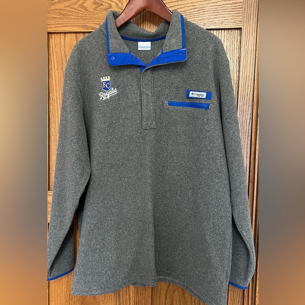 Columbia Men's Gray Kansas City Royals Pullover